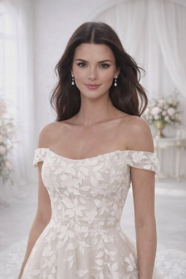 WEDDING BRIDAL GOWN STYLE VALENCIA PC